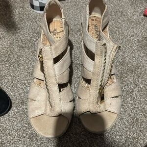 Merona tan wedge shoe